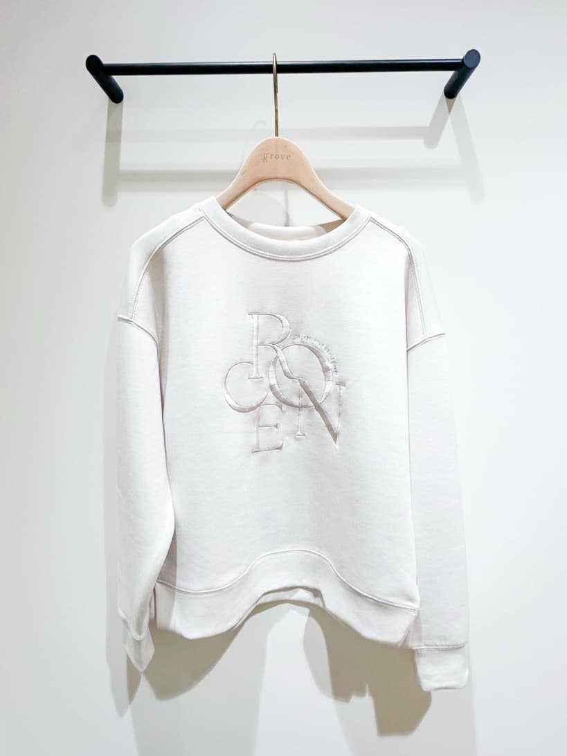 Yumeさんの「grove｜◆サークルロゴ刺繍ダンボールスエット」を使ったコーディネート