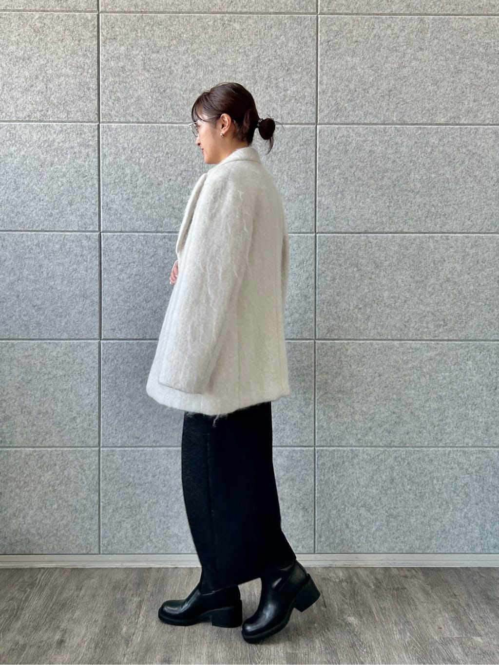 harunaさんの「CODE A｜shaggy jacket coat」を使ったコーディネート