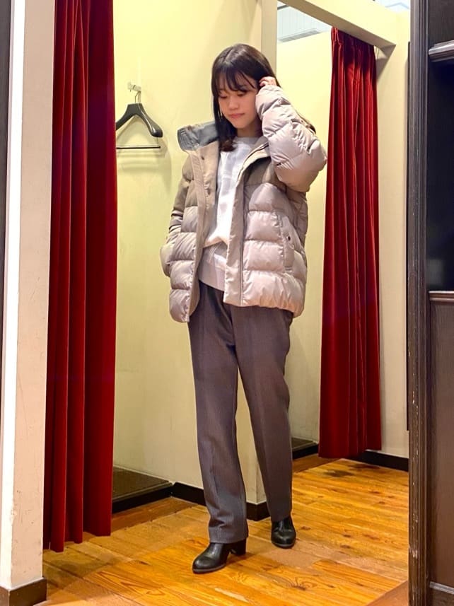 かわぴーさんの「TAKEO KIKUCHI｜【DOWN FABRIC】ダウンファブリック ドレスパンツ / セットアップ対応」を使ったコーディネート