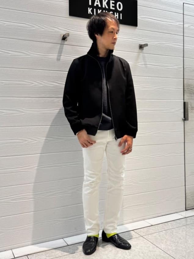 井出恭輔さんの「TAKEO KIKUCHI｜【Sサイズ～】ストレッチ デニム パンツ」を使ったコーディネート