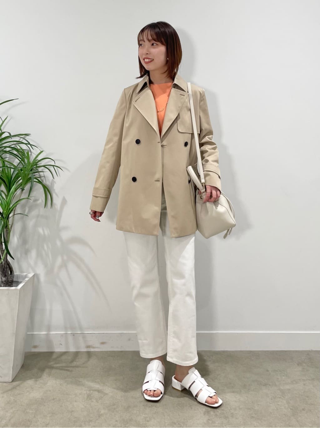 ねねさんの「INDIVI｜◆【洗える／無縫製／6色展開】袖フォルム ボートネックニット」を使ったコーディネート