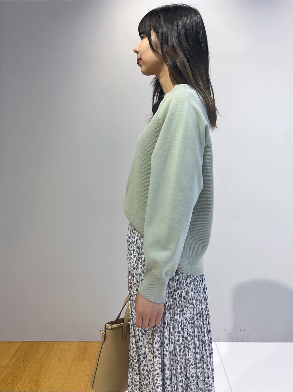 cotaniさんの「grove｜◆畦編みクルーネックニット」を使ったコーディネート