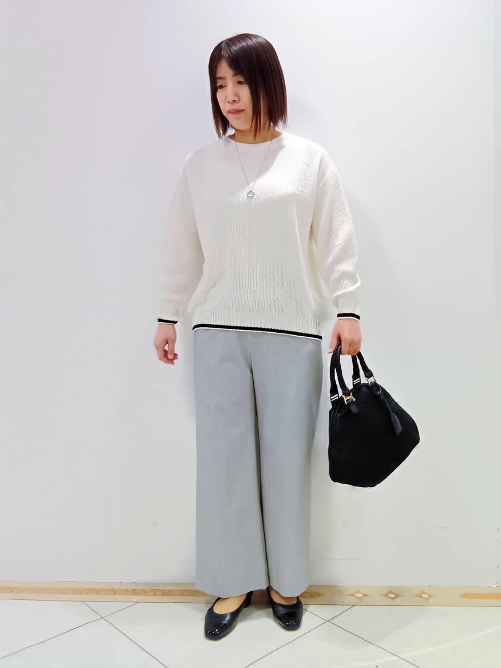 tomoさんの「Reflect｜◆【夏SALE／手洗い可／ホールガーメント（R）】ゆるシルエットニット」を使ったコーディネート