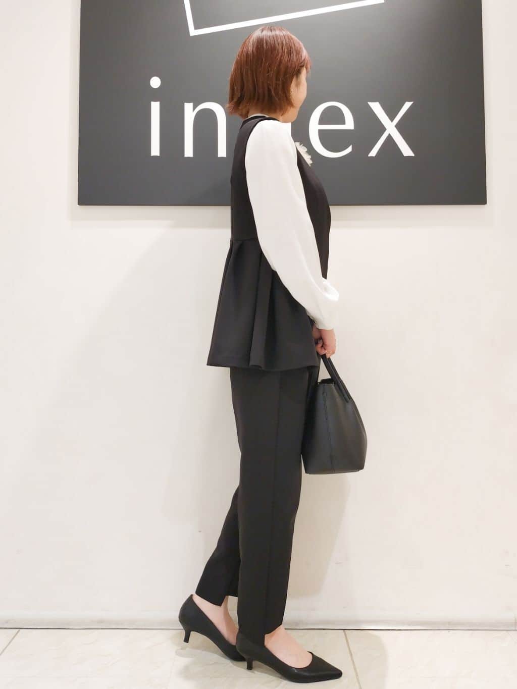 n.さんの「index｜◆《XS-LLsize》通勤対応／ボウタイブラウス／取り外しパーツ付き 【洗濯機洗い可／防シワ】」を使ったコーディネート