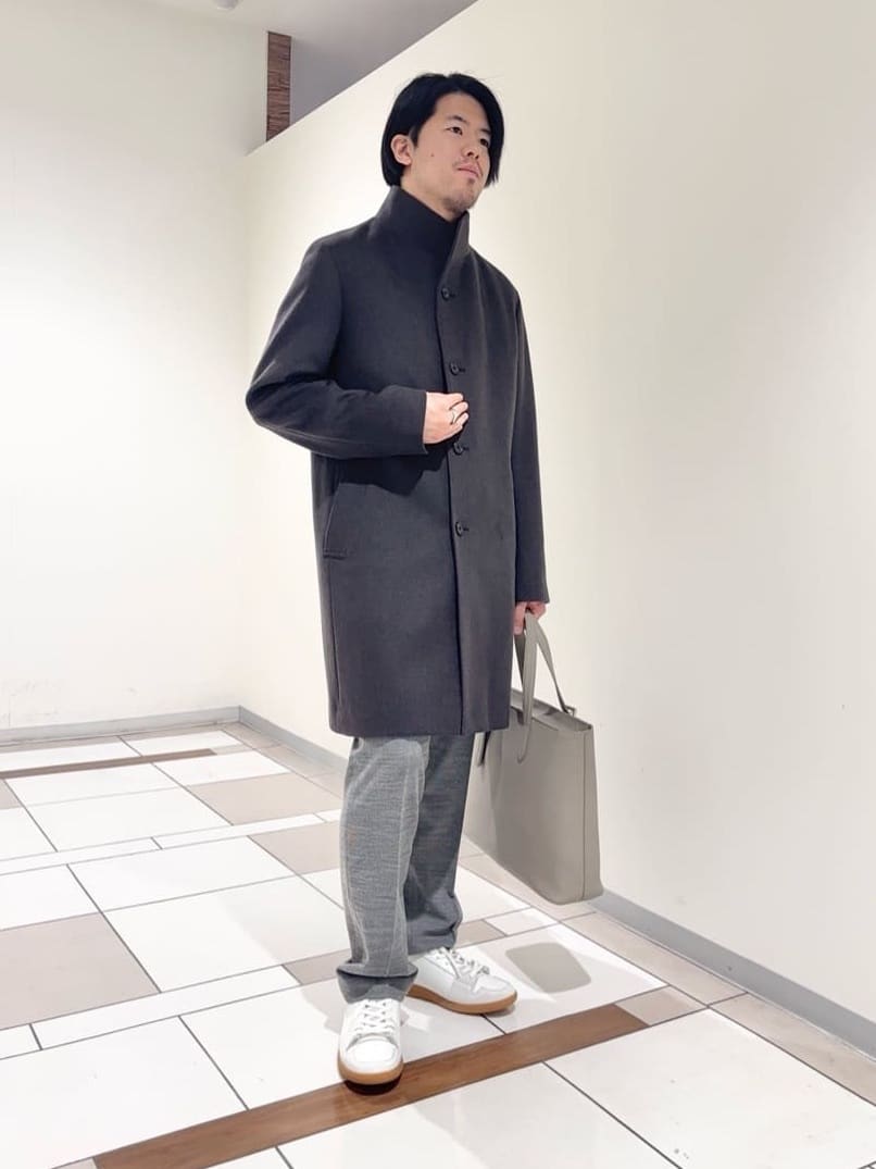 及川さんの「TAKEO KIKUCHI｜【ウールカシミヤブレンド】ビーバー調 スタンドカラー コート」を使ったコーディネート