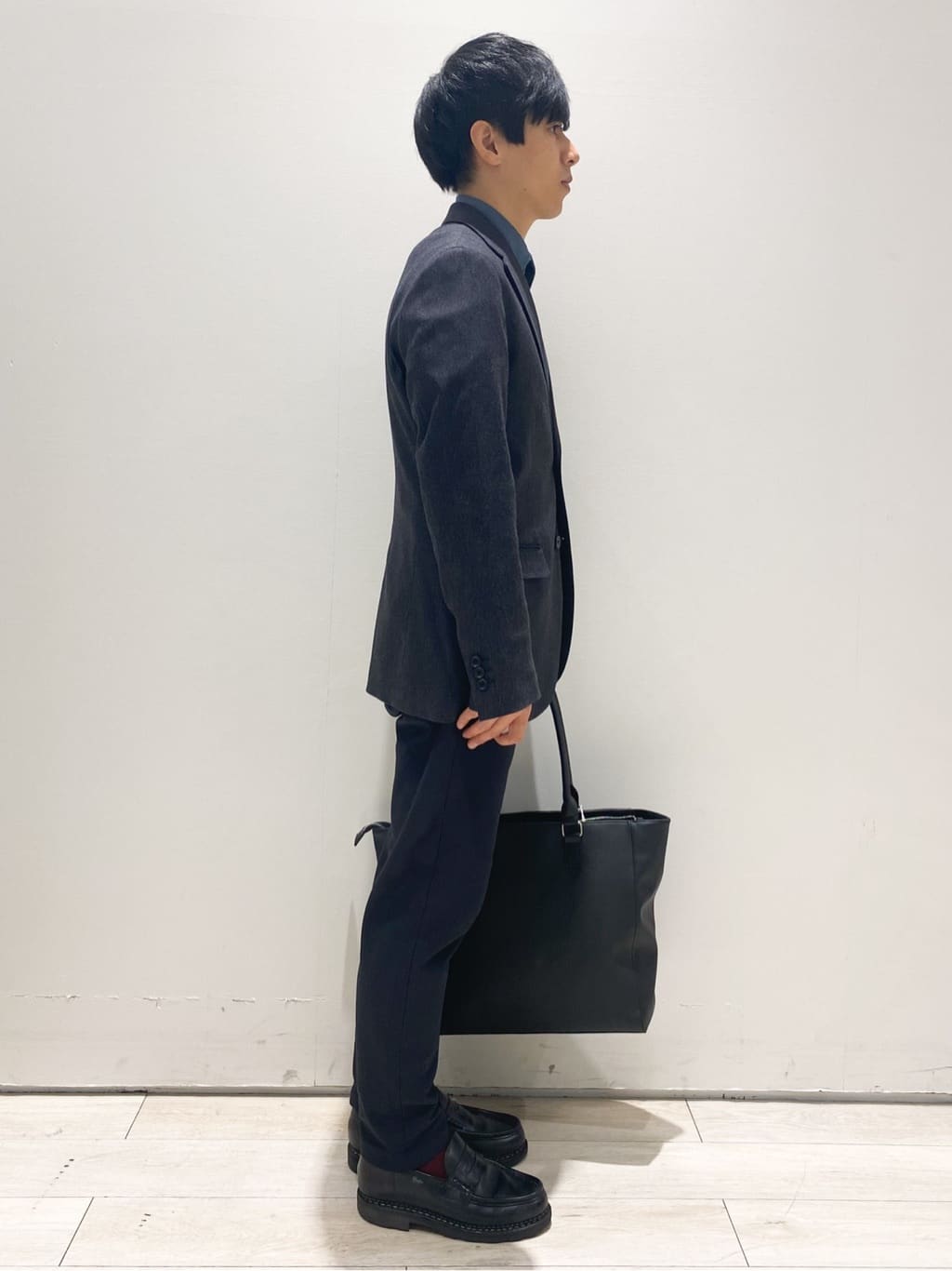 Ichiさんの「THE SHOP TK｜【ご好評につき再入荷！！】合皮トートバッグ イヤホンケース付き/A$収納可/PCスリーブ付き/ビジネ」を使ったコーディネート