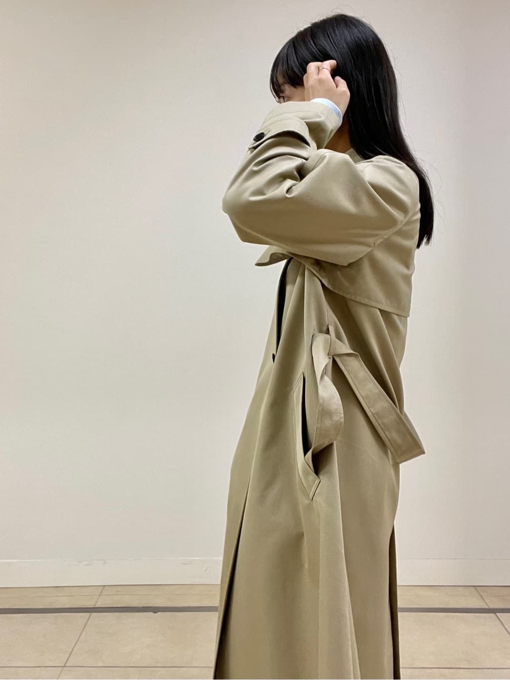 arisaさんの「DRESSTERIOR｜【ウォッシャブル/美シルエット】ライトトレンチコート」を使ったコーディネート