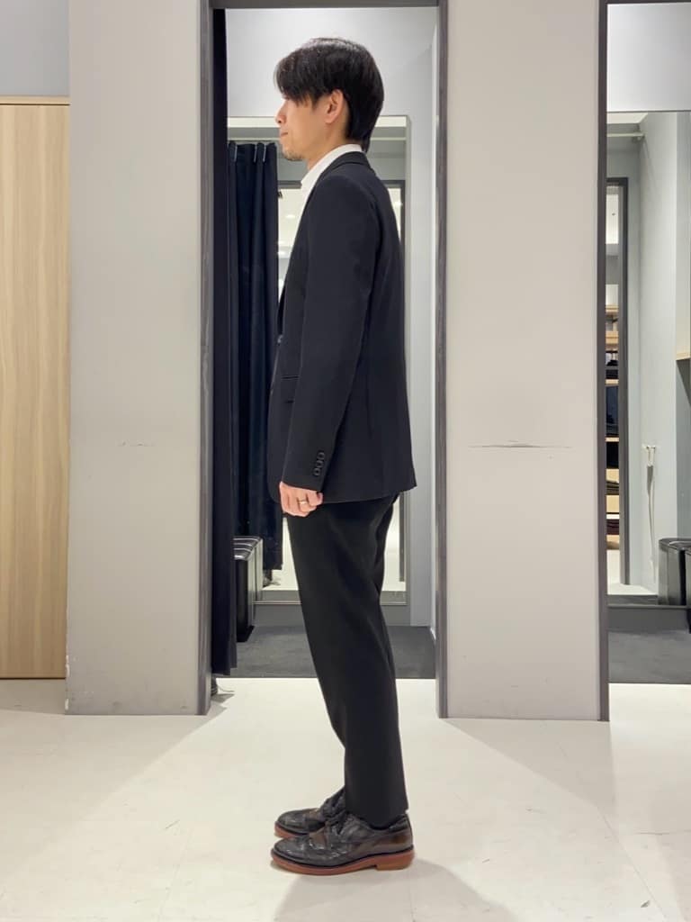 わいずみさんの「TAKEO KIKUCHI｜【360&deg;ストレッチ／セットアップ対応】None Of Stress ジャケット」を使ったコーディネート