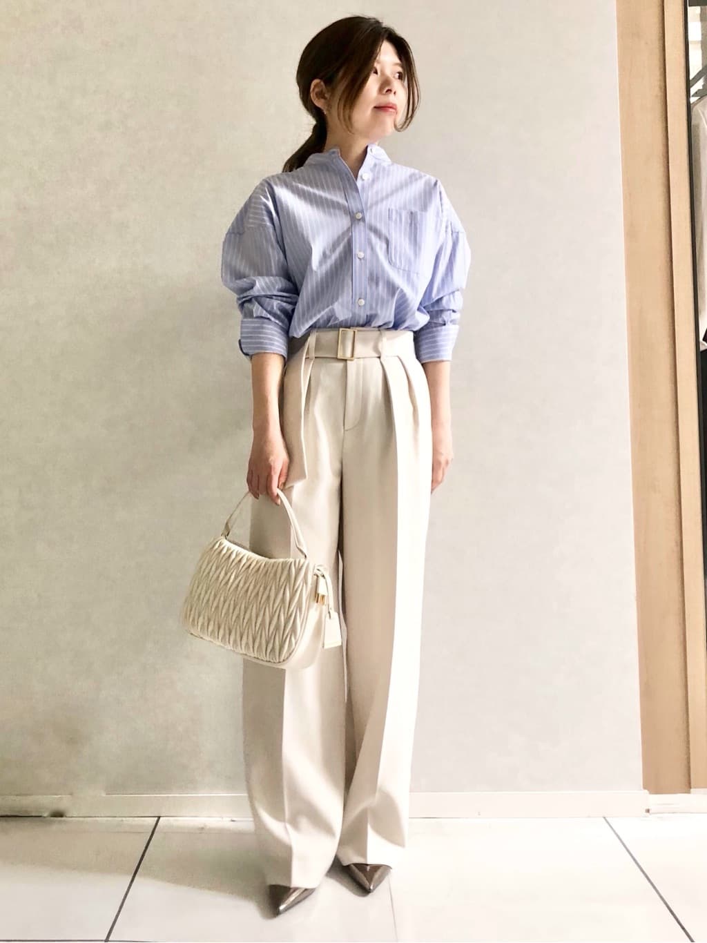 sayuさんの「UNTITLED｜◆ベルト付き2タックパンツ」を使ったコーディネート