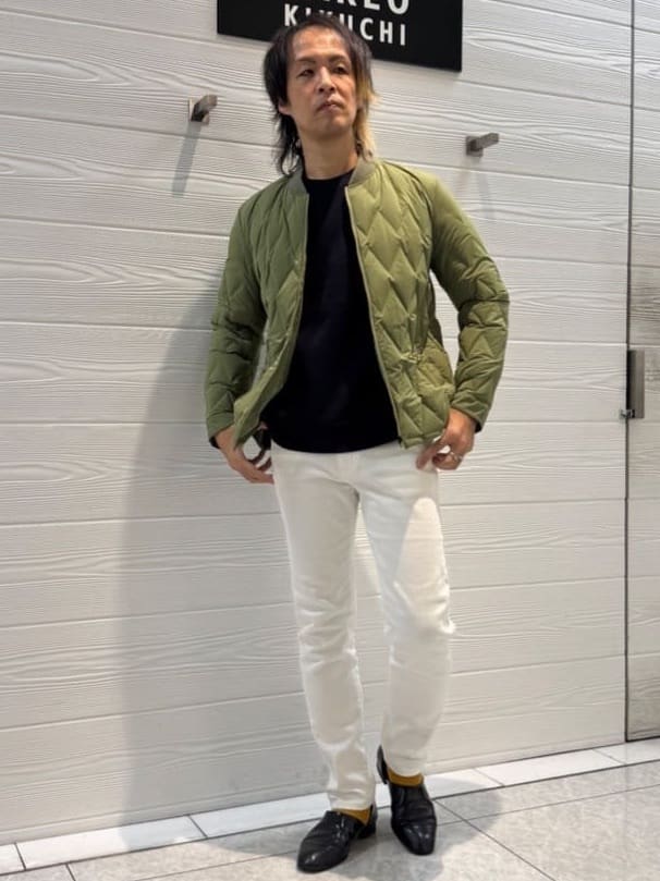 井出恭輔さんの「TAKEO KIKUCHI｜【Sサイズ～】ストレッチ デニム パンツ」を使ったコーディネート