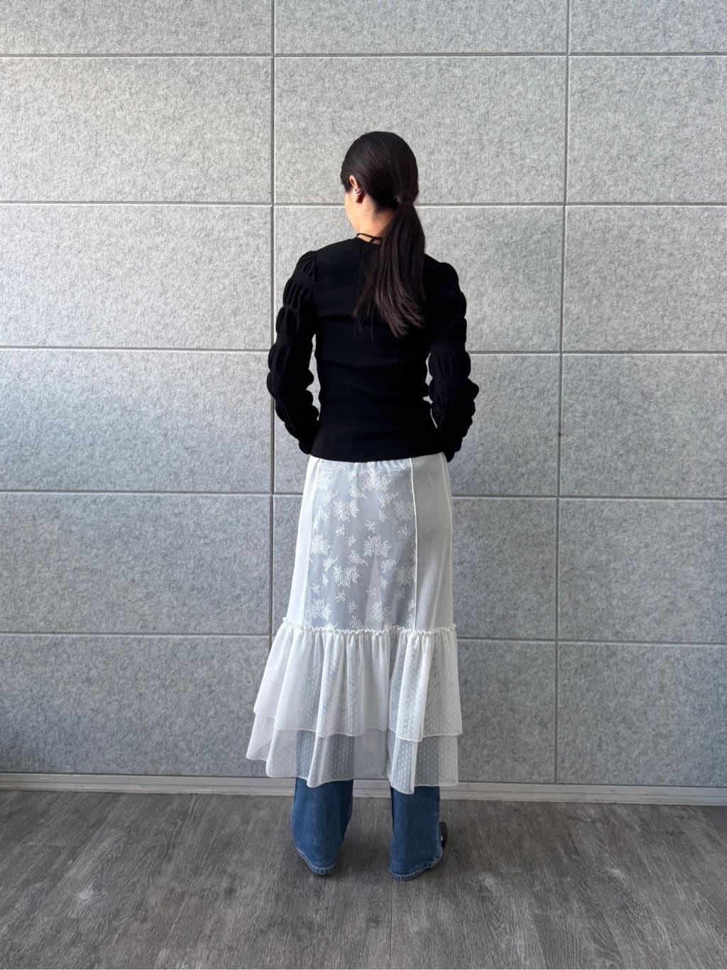 uchi__yamaさんの「CODE A｜gathered sleeves knit」を使ったコーディネート