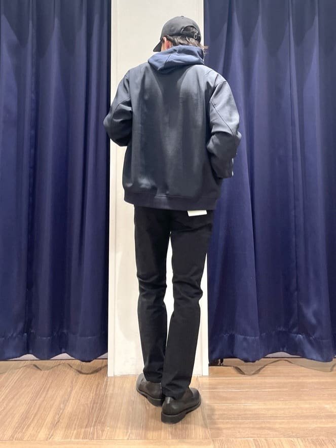 Tightさんの「THE SHOP TK｜【オールシーズン穿ける！】7DAYSストレッチへリンボンパンツ　ON&hArr;OFF兼用」を使ったコーディネート