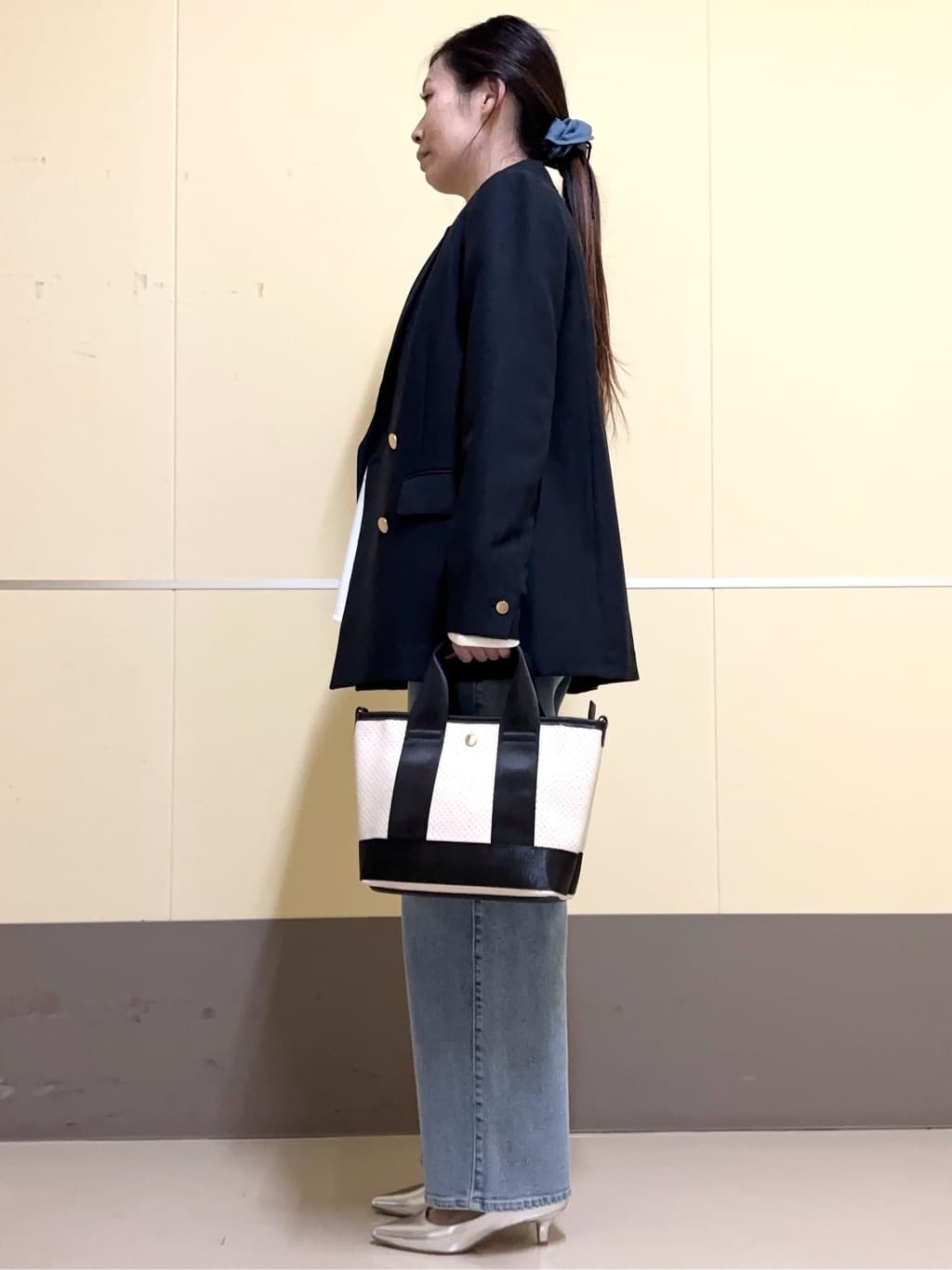 あきさんの「OPAQUE.CLIP｜◆金ボタンダブルテーラードジャケット【洗える】」を使ったコーディネート