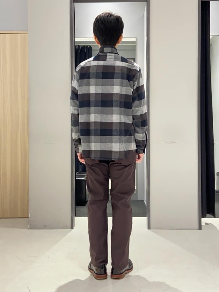 わいずみさんの「TAKEO KIKUCHI｜【DOWN FABRIC】ダウンファブリック スタンドカラーブルゾン」を使ったコーディネート