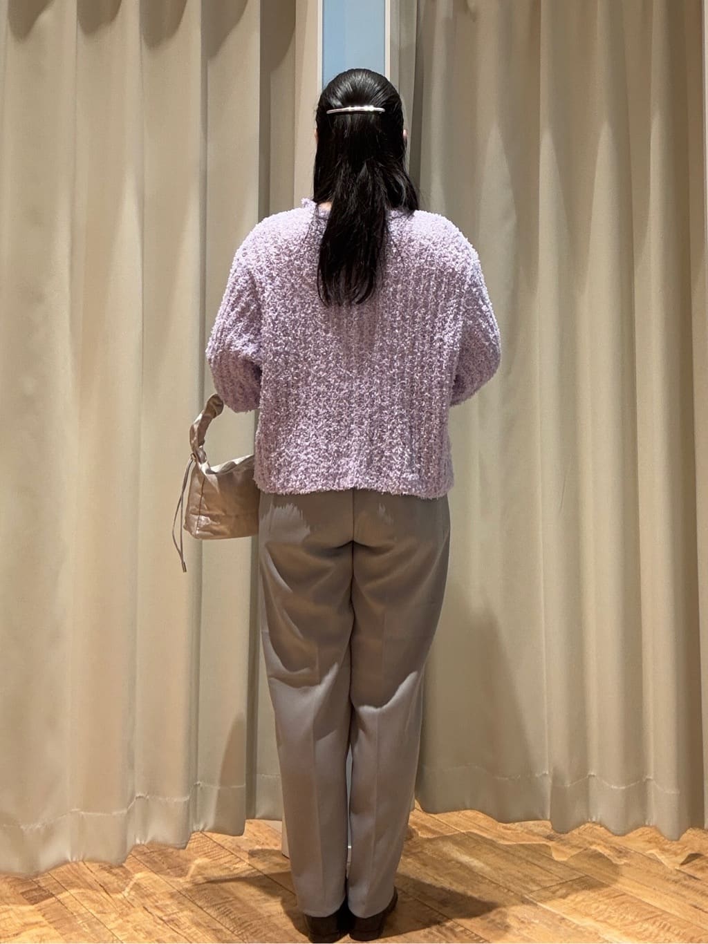 Haruさんの「SHOO･LA･RUE｜◆程よくエアリー テープヤーンニット」を使ったコーディネート