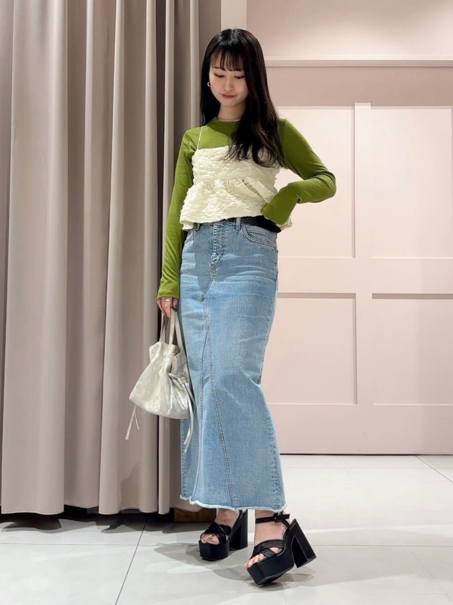 RINAさんの「ESPERANZA｜ラク盛り厚底サンダルⅢ」を使ったコーディネート