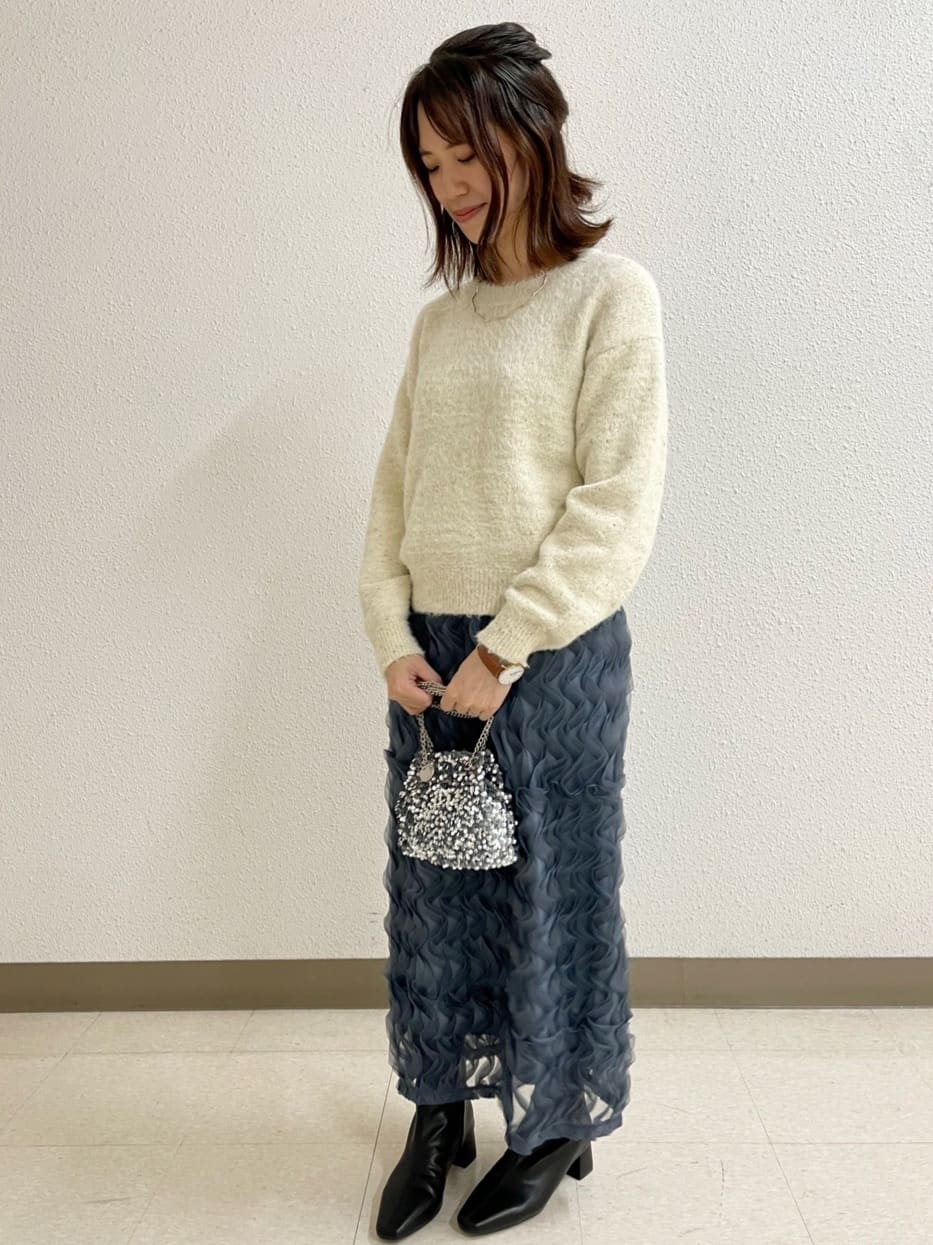 naさんの「OPAQUE.CLIP｜◆【前後2WAY】メタル&times;フェイクパールスライドネックレス」を使ったコーディネート
