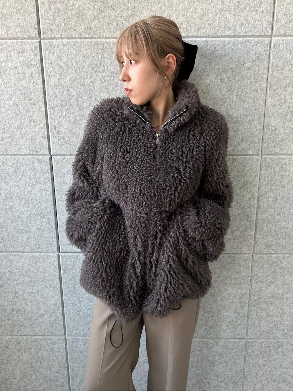 honoka Aさんの「CODE A｜gathered shiny blouse」を使ったコーディネート