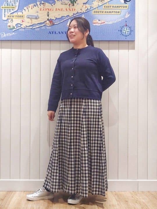Haraさんの「Dessin｜◆【洗える】メタルボタンクルーネックカーディガン（S～L）」を使ったコーディネート