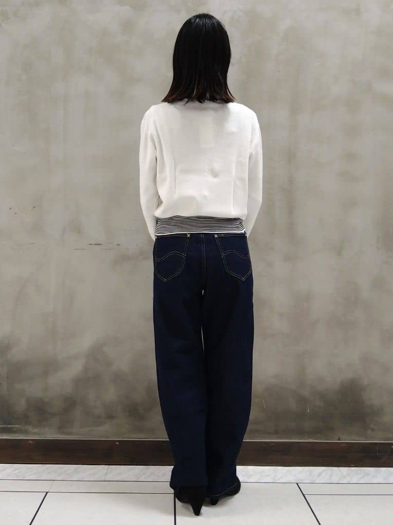 shioさんの「grove｜【Lee&times;grove別注】STRAIGHT DENIM PANTS」を使ったコーディネート