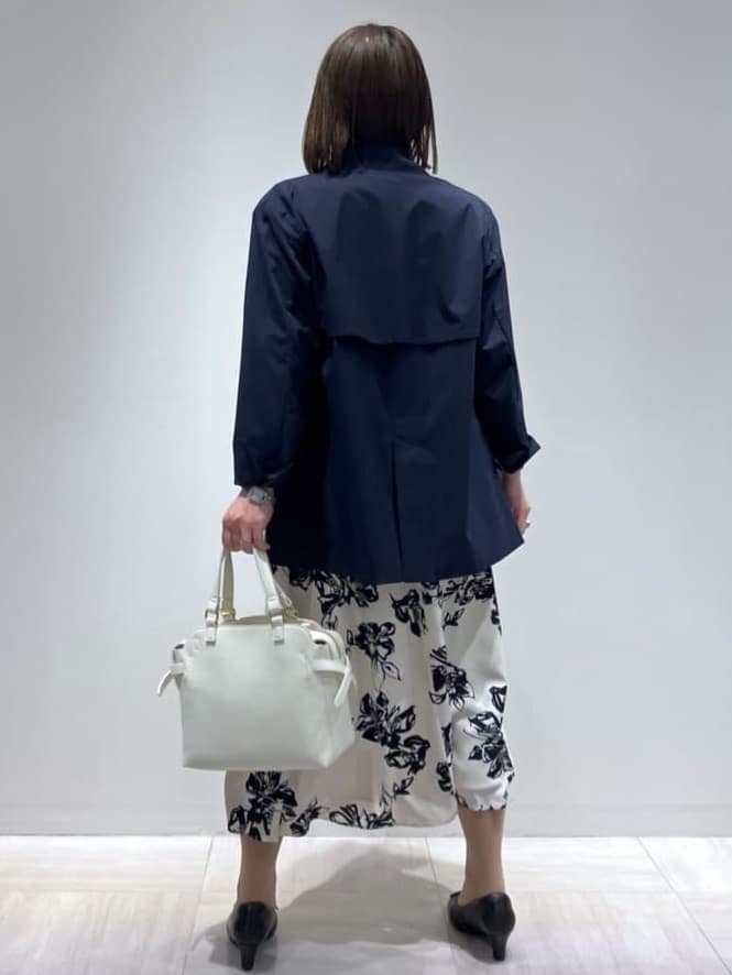 関根さんの「Reflect｜◆ラッフルフリルプルオーバーニット」を使ったコーディネート
