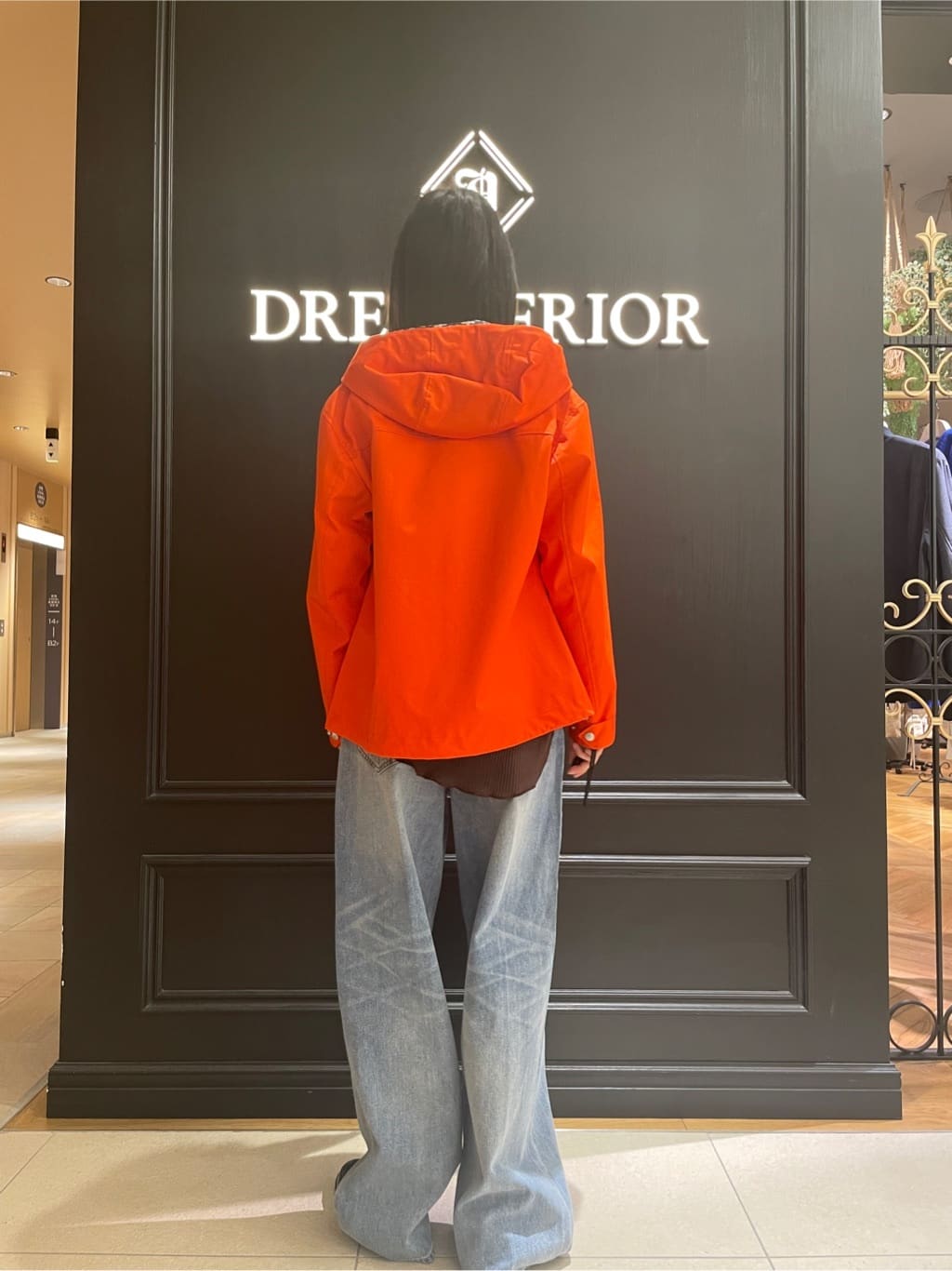Karinさんの「DRESSTERIOR｜ヴィンテージ加工ワイドデニムパンツ」を使ったコーディネート