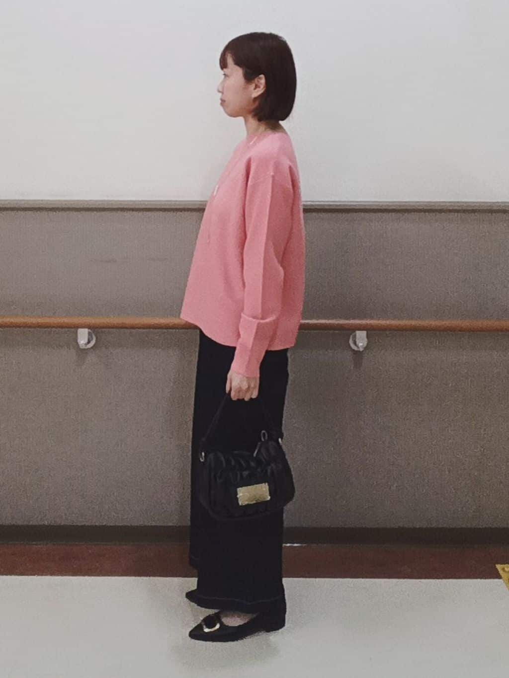 hamさんさんの「THE SHOP TK｜◆【毛玉になりにくい/蓄熱性】春色_美人ガーターニット/洗える/体形カバー」を使ったコーディネート