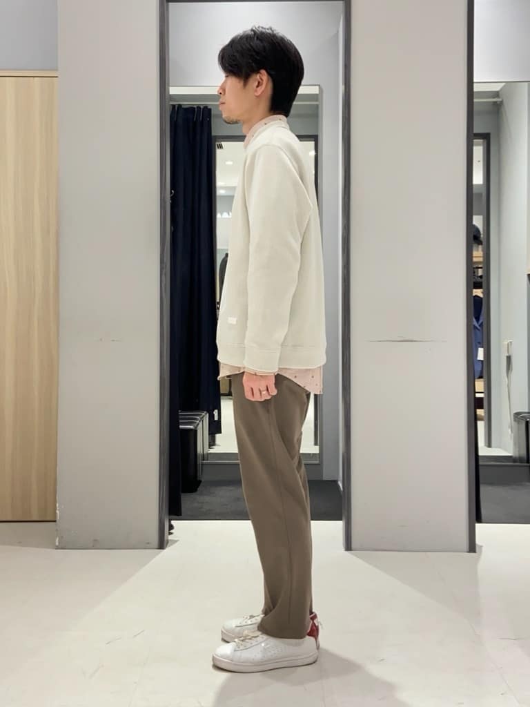 わいずみさんの「TAKEO KIKUCHI｜ハットモチーフ ジャカード ストライプ シャツ」を使ったコーディネート