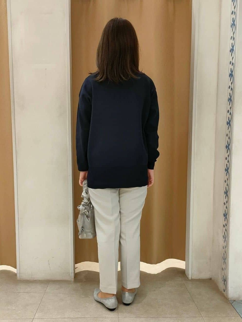 junさんの「SHOO･LA･RUE｜◆【洗える】一枚で簡単こなれ見え スポンディッシュ 裾レイヤード風ニット」を使ったコーディネート
