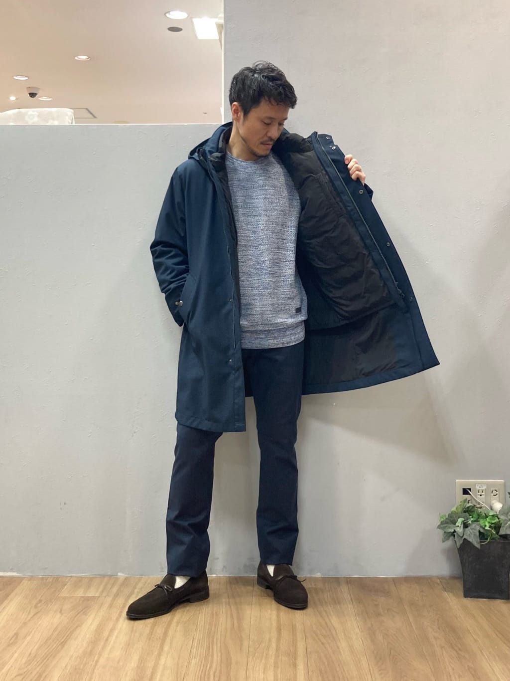 シュンさんの「TAKEO KIKUCHI｜【3WAY】ハウンズトゥース ダウンライナー コート」を使ったコーディネート