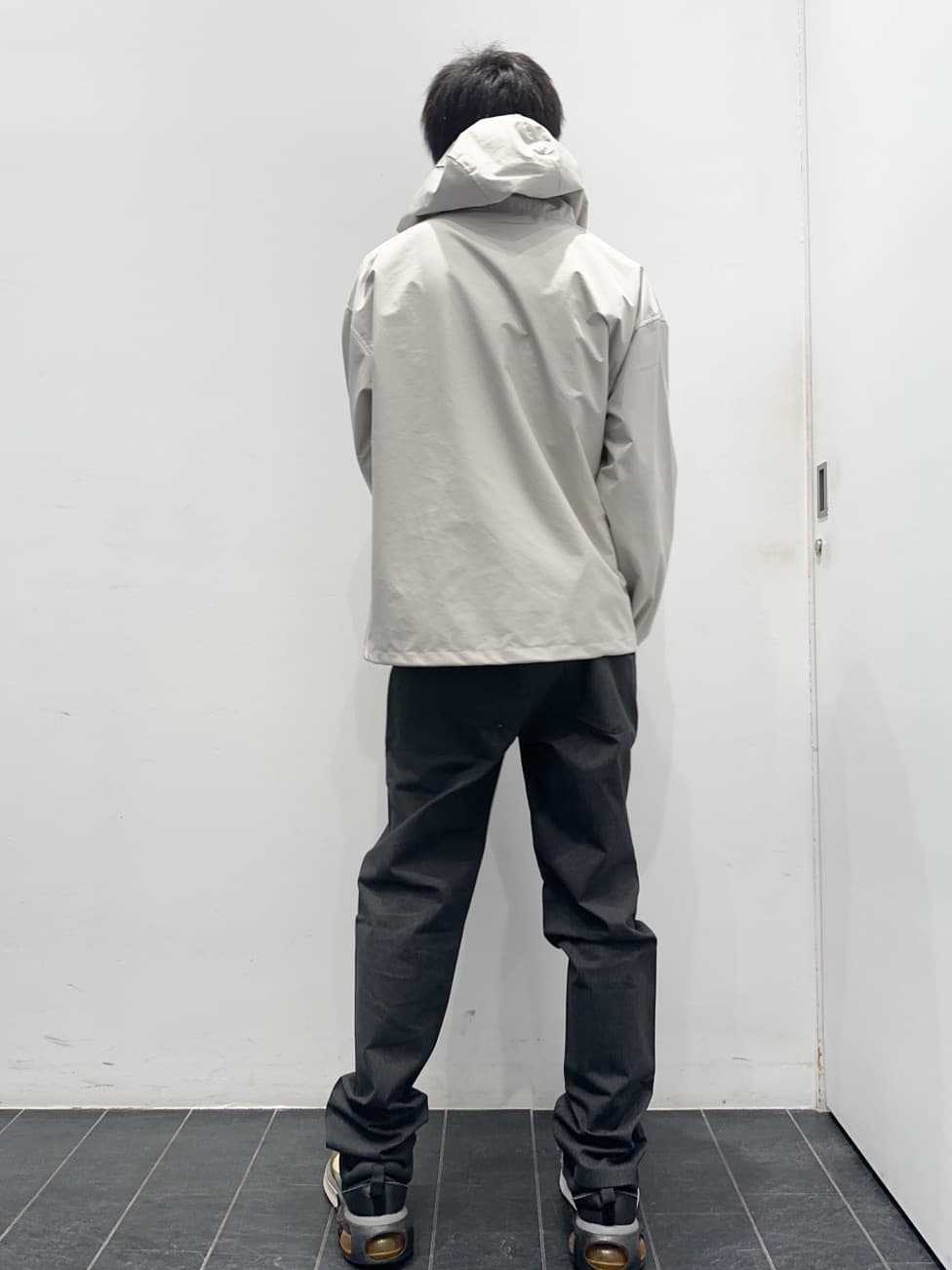 ちびちゃんさんの「THE SHOP TK｜【オールシーズン穿ける！】7DAYSストレッチへリンボンパンツ　ON&hArr;OFF兼用」を使ったコーディネート