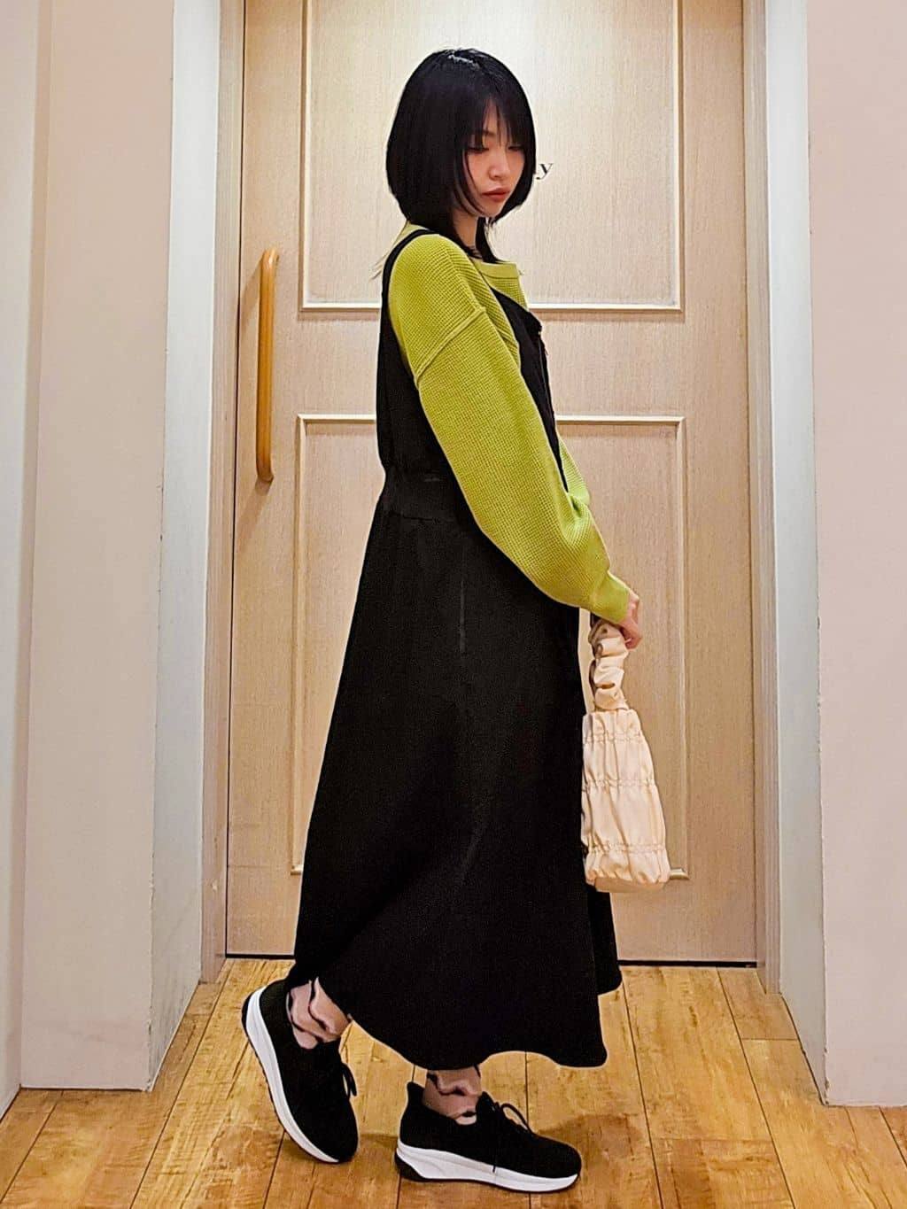 ＊yuki＊さんの「SHOO･LA･RUE｜◆【洗える/S-LL】ワッフル編みが魅力な ドロップショルダーニット」を使ったコーディネート