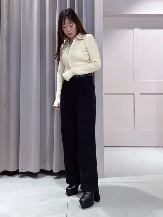 maiさんの「ESPERANZA｜【ラク盛り／ショートブーツ】リピーター続出／脚長美脚　厚底レースアップブーツ」を使ったコーディネート