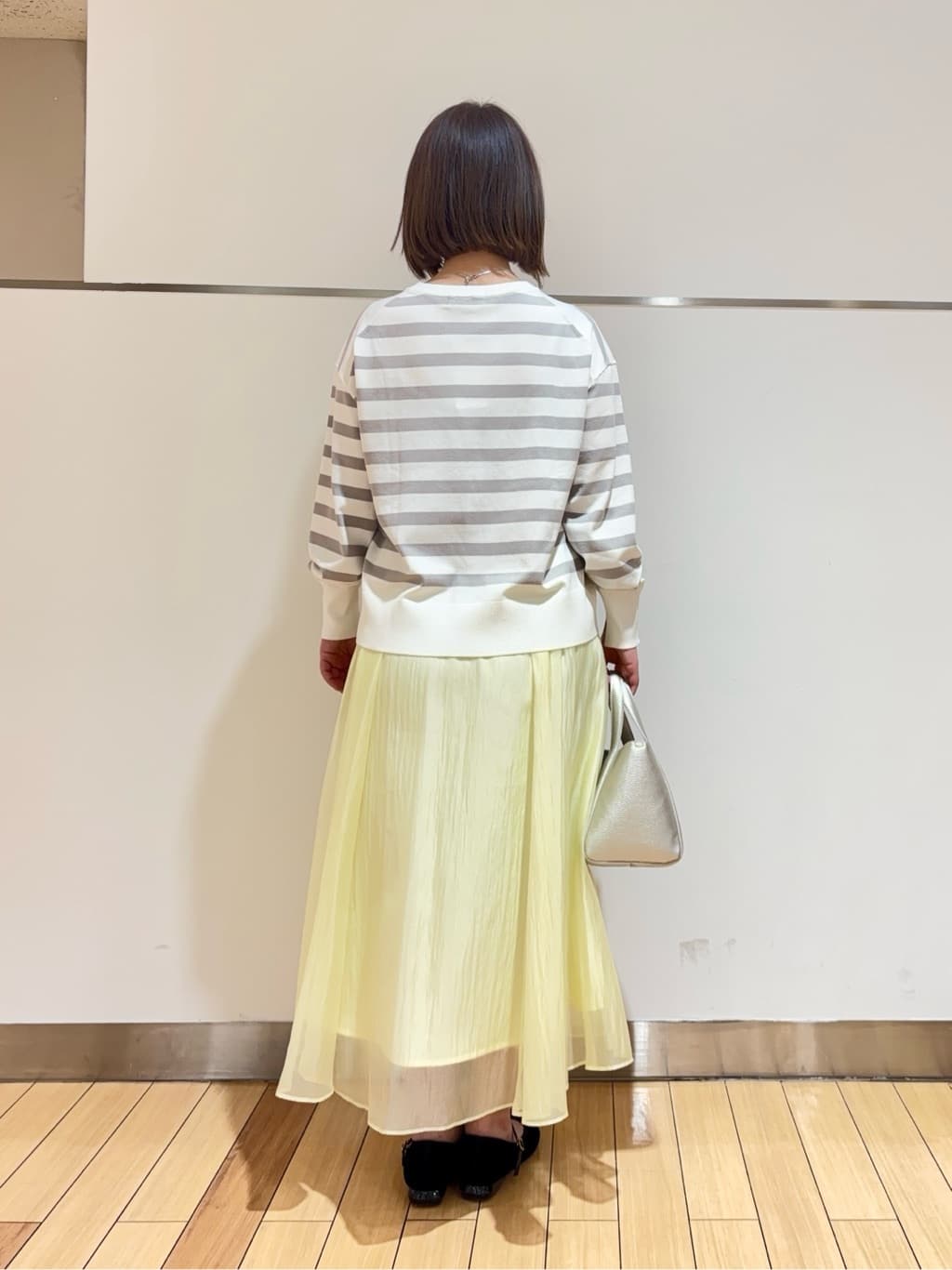MIKIKOさんの「UNTITLED｜◆【洗える/オンオフ使える】袖リブスリットストレッチニット」を使ったコーディネート
