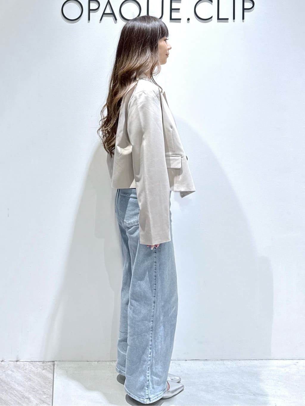 mikaさんの「OPAQUE.CLIP｜◆ねじりメタルバーネックレス」を使ったコーディネート