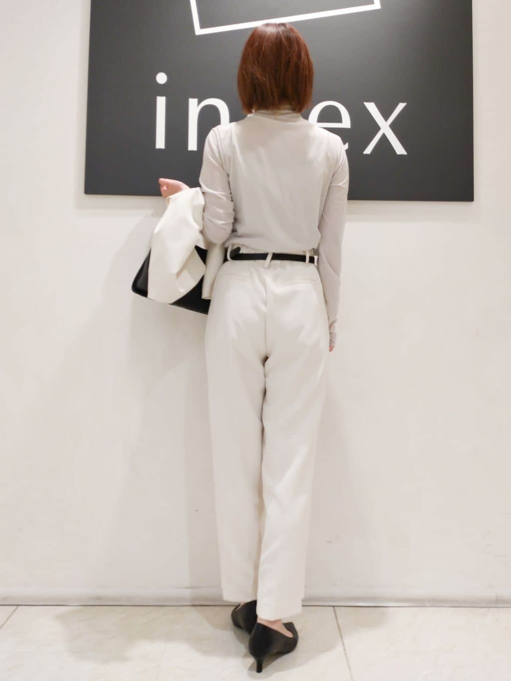 n.さんの「index｜◆【抗菌防臭加工／低反発クッション】名品　ポインテッドトゥパンプス」を使ったコーディネート