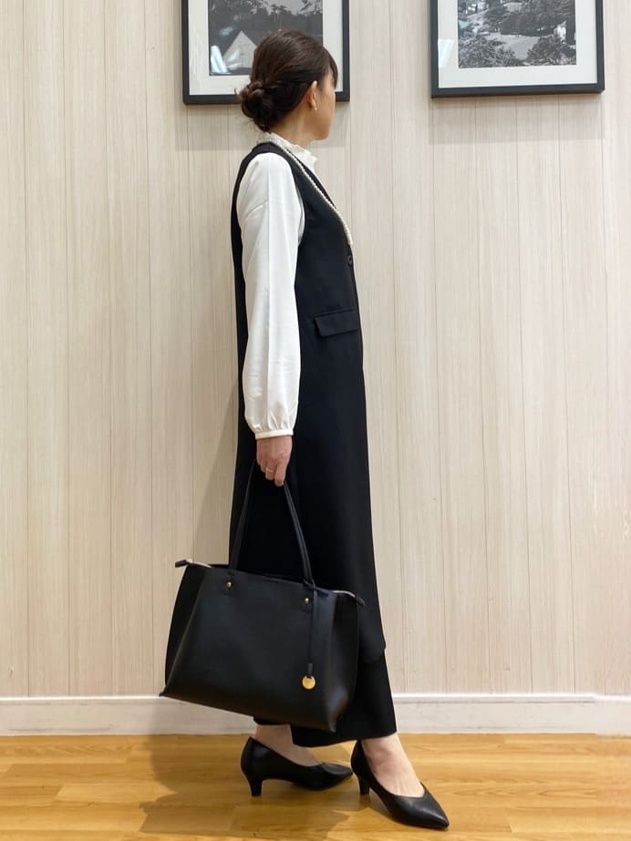natsuさんの「SHOO･LA･RUE｜◆【S-3L/洗える/セレモニー】さらり軽やか フリルスタンドカラーブラウス」を使ったコーディネート