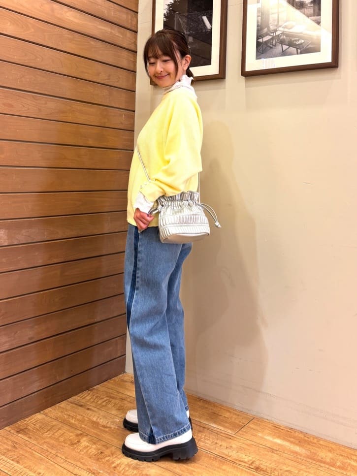 ふくまるさんの「SHOO･LA･RUE｜◆【洗える】大人の上品コーデに お袖ビジュー釦付きリブドルマンニット」を使ったコーディネート