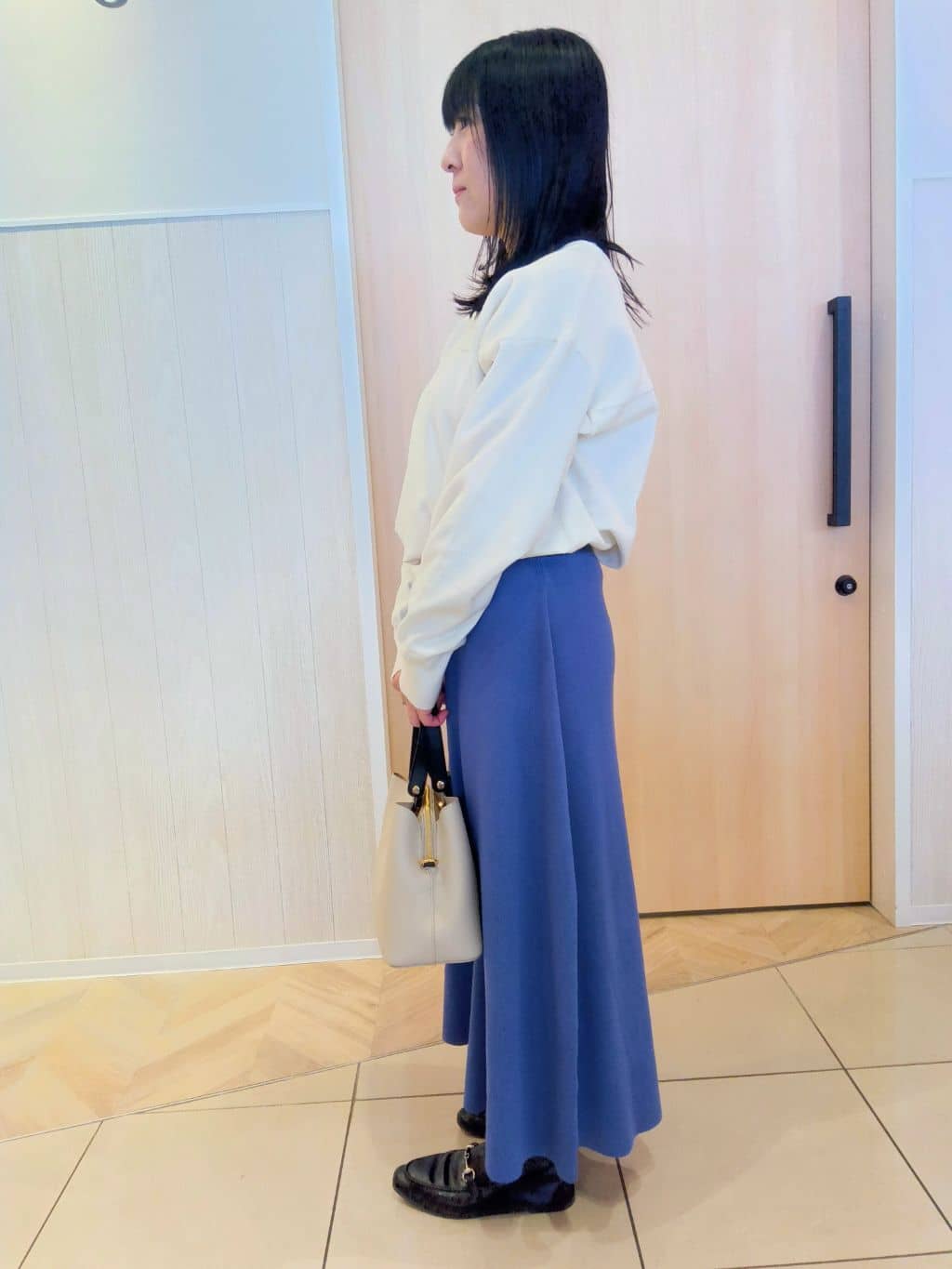 yuriさんの「SHOO･LA･RUE｜◆【S-LL/洗える】顔回りすっきりガーター編み切り替えニット」を使ったコーディネート