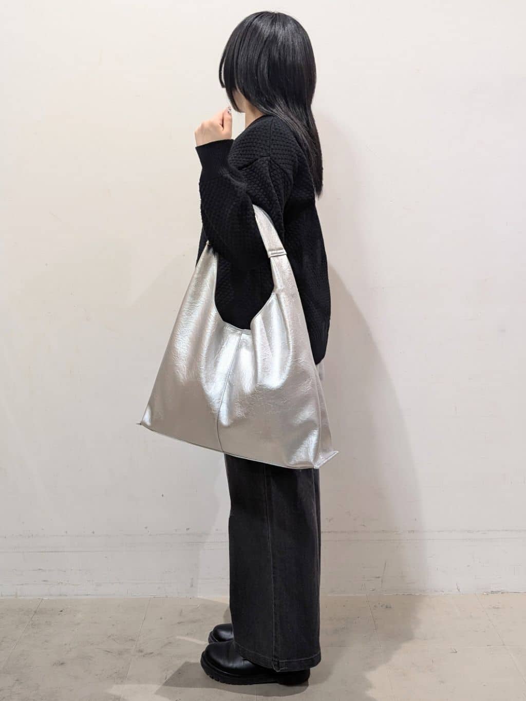 たぼく。さんの「SHOO･LA･RUE｜◆トライアングルトートバッグ」を使ったコーディネート