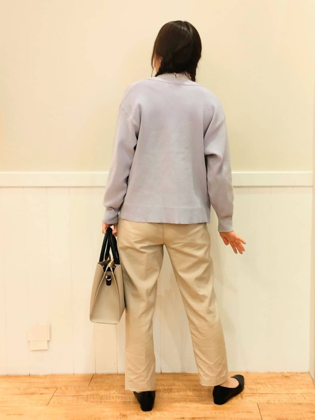 NMさんの「SHOO･LA･RUE｜◆【S-3L/洗える/セレモニー】さらり軽やか スタンドカラー フリルブラウス」を使ったコーディネート