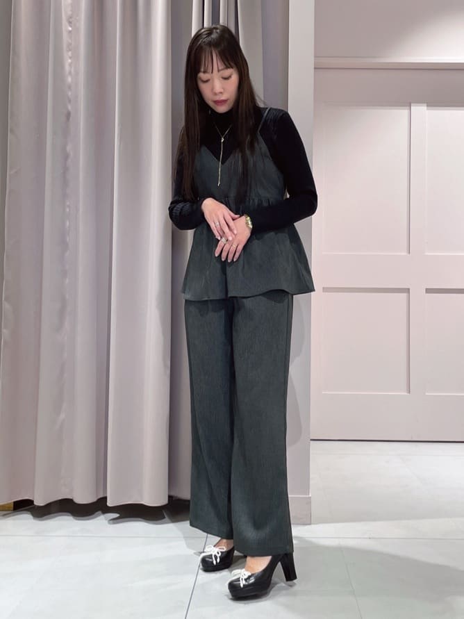 maiさんの「ESPERANZA｜3WAYチャンキーヒールパンプス」を使ったコーディネート