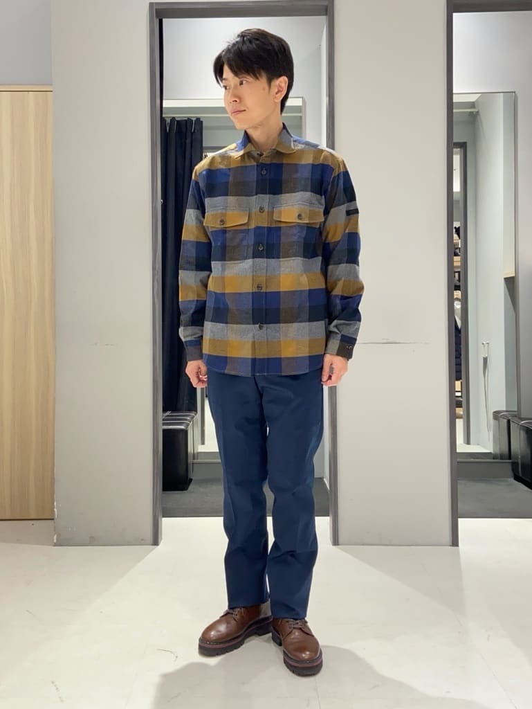 わいずみさんの「TAKEO KIKUCHI｜【オフィスカジュアル対応】ドレス チノパンツ」を使ったコーディネート