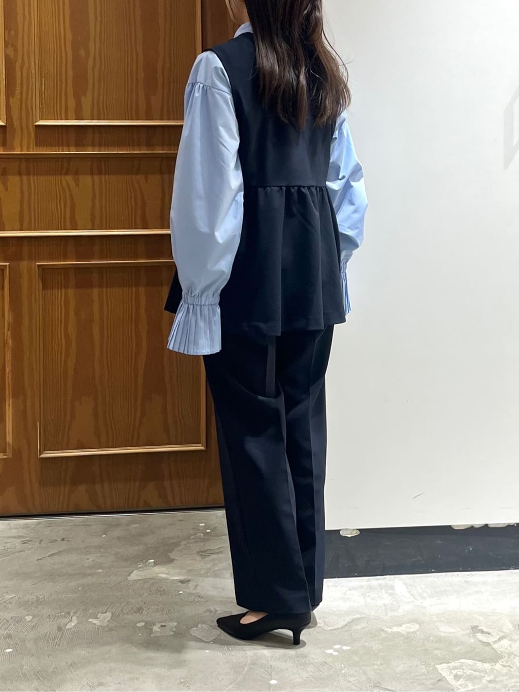 sakiiさんの「THE SHOP TK｜◆【汚れ防止／シワになりにくい／セレモニー／通勤】ダブルクロスワイドパンツ／洗える／サスティナブル」を使ったコーディネート