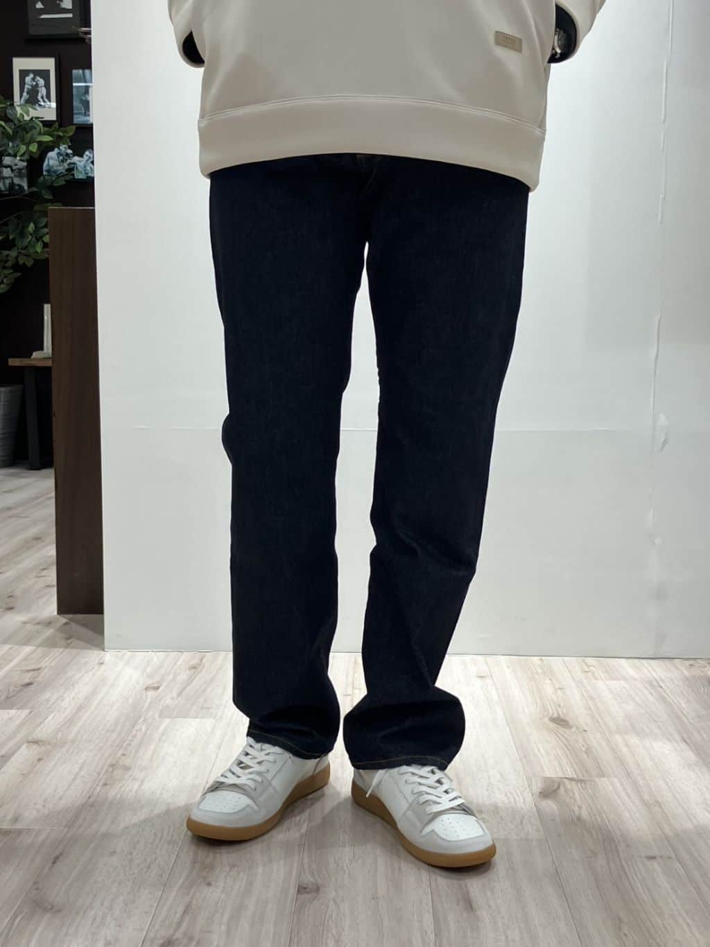 Mr.kさんの「TAKEO KIKUCHI｜【モンスターストレッチ】日本製 ワンウォッシュ デニムパンツ」を使ったコーディネート