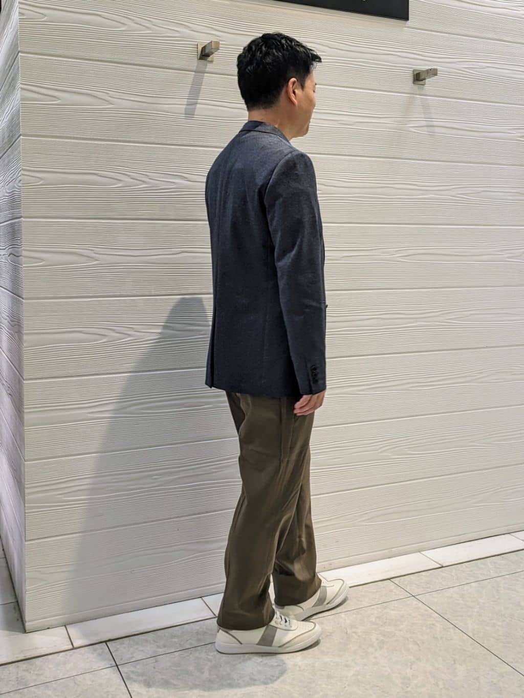 かずさんの「TAKEO KIKUCHI｜【360&deg;ストレッチ／セットアップ対応】None Of Stress パンツ」を使ったコーディネート
