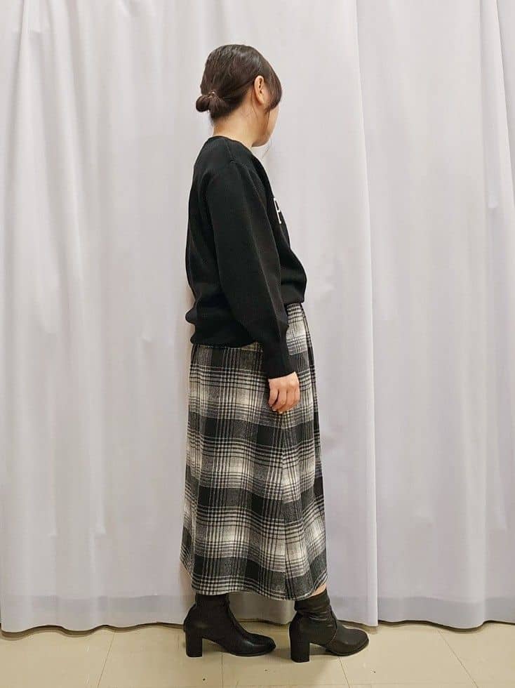 かなさんの「SHOO･LA･RUE｜◆【ポーチ付き】使い勝手の良い Wフェイスショルダーバッグ」を使ったコーディネート
