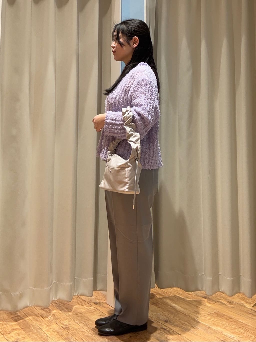 Haruさんの「SHOO･LA･RUE｜◆程よくエアリー テープヤーンニット」を使ったコーディネート