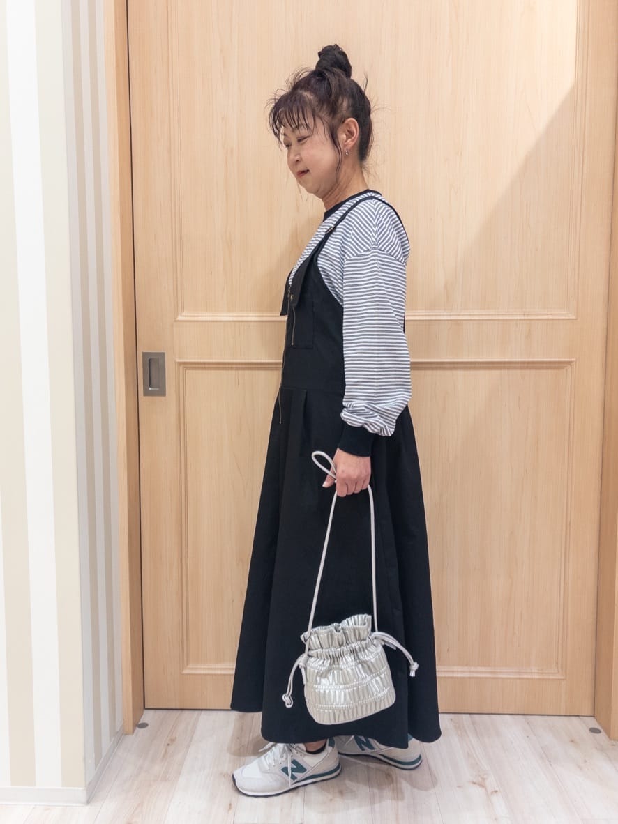 モランさんの「SHOO･LA･RUE｜◆プリーツ巾着ショルダーバッグ」を使ったコーディネート
