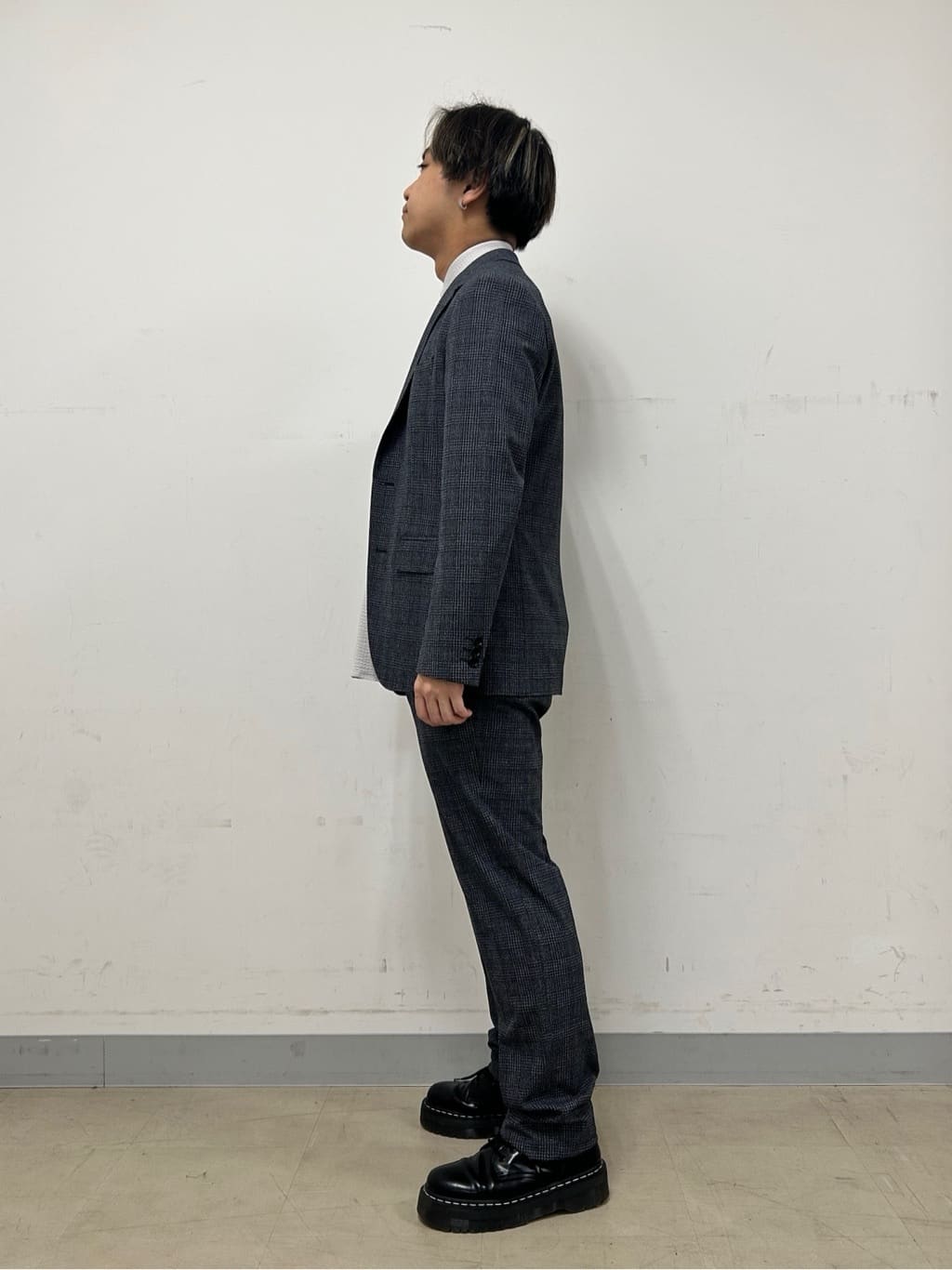 Hiroさんの「TAKEO KIKUCHI｜【抗菌防臭/シーズンレス】シアサッカー ジャージシャツ」を使ったコーディネート